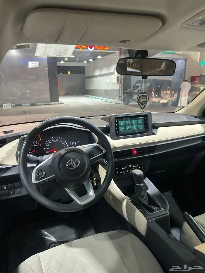 تويتا يارس 2023 مصدوم خفيف 7