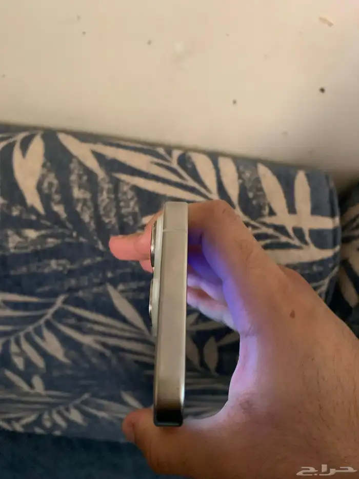 ايفون 15 برو ابيض 256 3