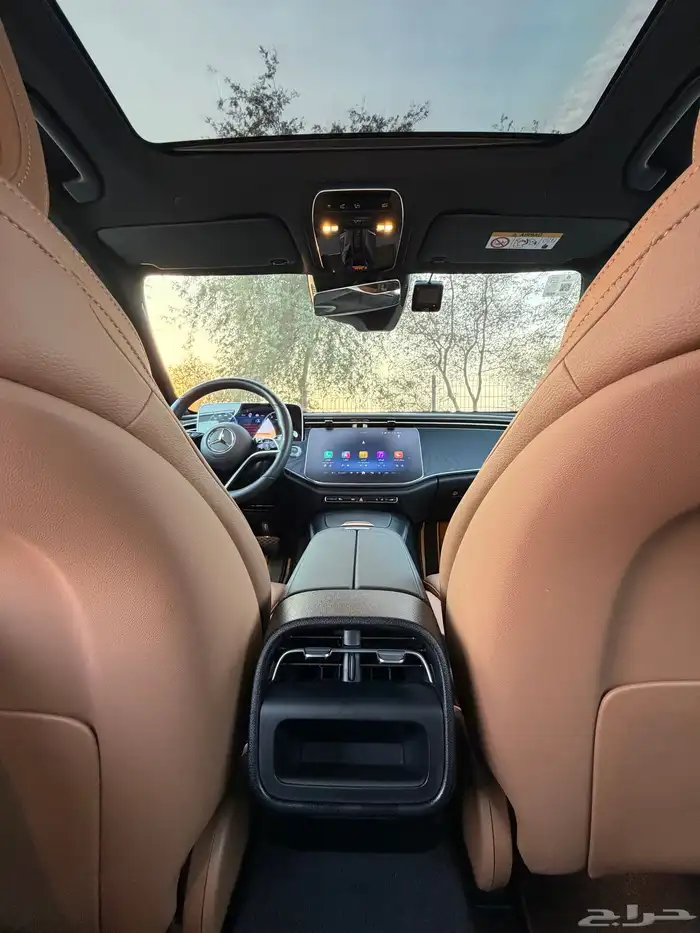 مرسيدس E Class 2024 شبه جديد 13