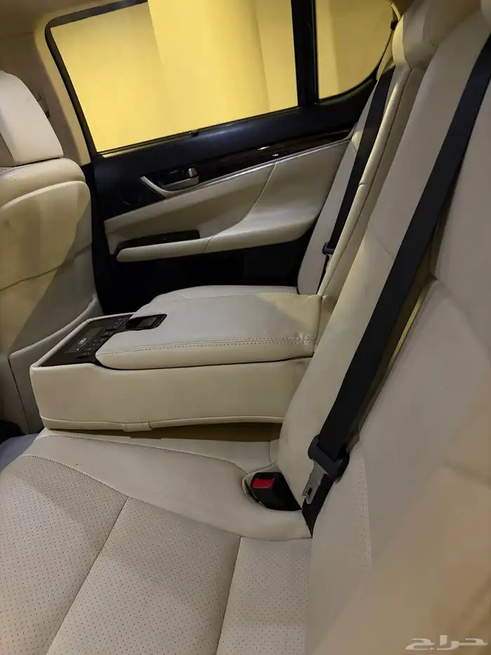 للبيع لكزس 2013. GS 16