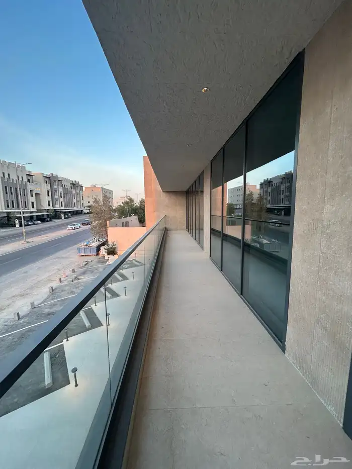 مكتب للإيجار في حي النرجس شمال مدينة الرياض 5