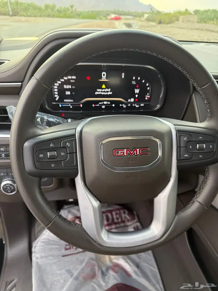 يوكن قصير دبل 2023 للبيع 10