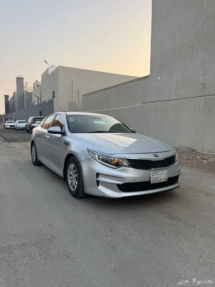 كيا اوبتيما 18 للبيع 6