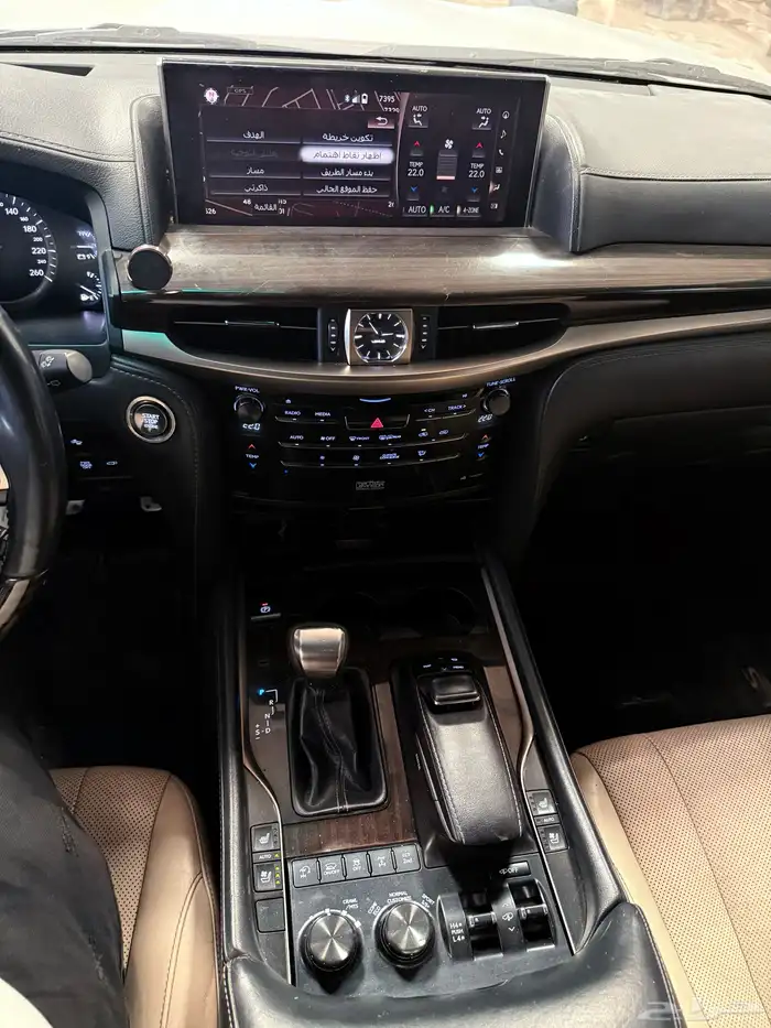 للبيع او للبدل بشي مناسب لكزس جيب 570 9