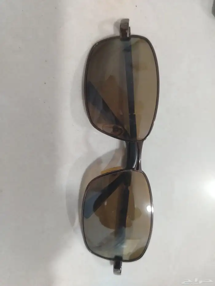 اكسسوار نسائي ونظارات شمسيه وعطر سجنتشر اصلي 4