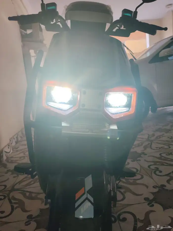 للبيع سكوتر 1