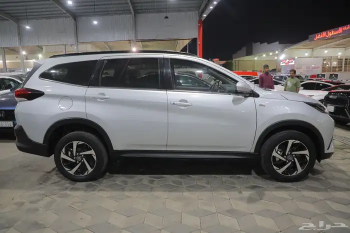 تويوتا راش فل كامل دخول ذكي 2023 شبه الجديد 4