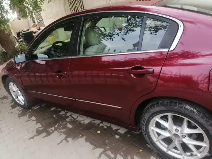 للبيع - نيسان التيما - موديل 2010 - اتوماتيك   فل كامل 0