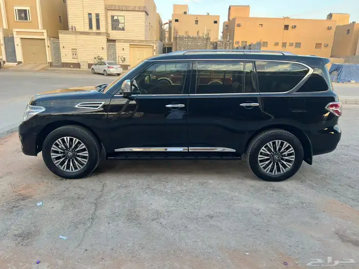 نيسان باترول 2019 بلاتينوم نظيف 6