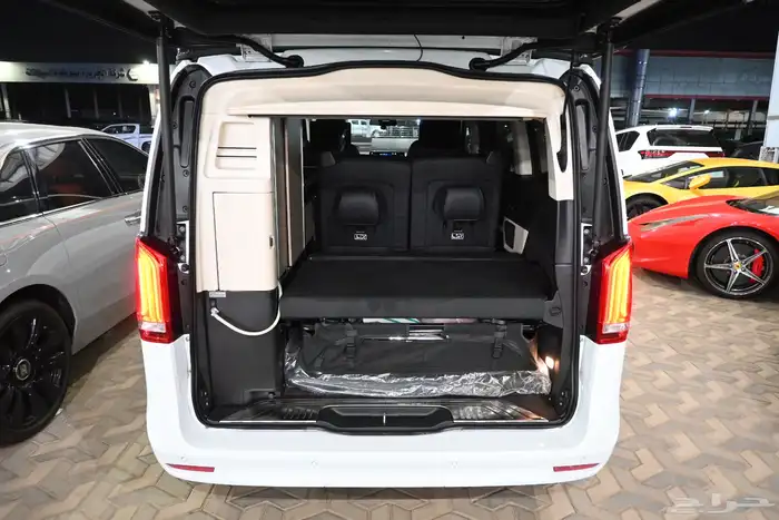مرسيدس V-Class Marco Polo 2023 28