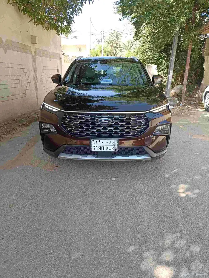 فورد تيرتوري 2024 فئة تيتانيوم 1