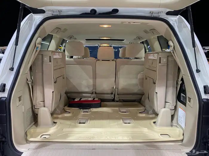 للبيع جيب جي اكس ار 2018 فل كامل عبداللطيف عداد 108 الف 13