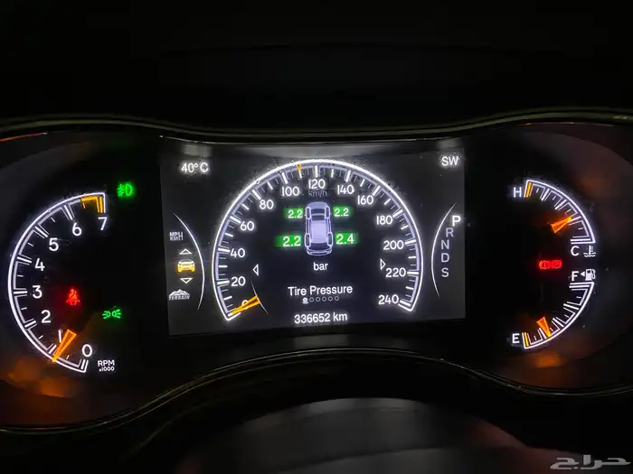 جيب جراند شيروكي 2015 ليمتد دبل V6 للبيع 16