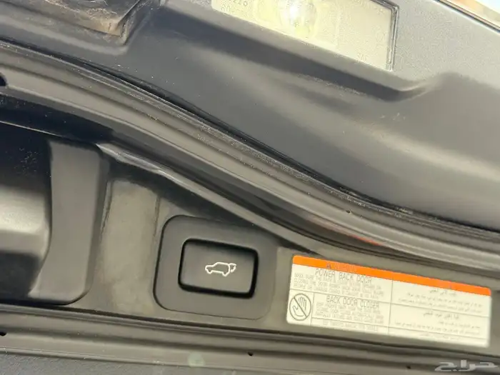 لكزس LX570 بلاك اكديشن بحالة الوكاله شرط 52