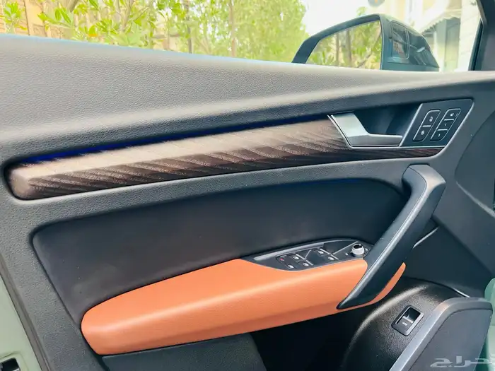 AUDI Q5 Sline بلاك اديشن سماكو 37