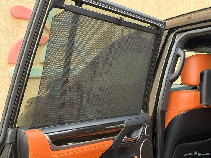 لكزس LX570 موديل 2020 27