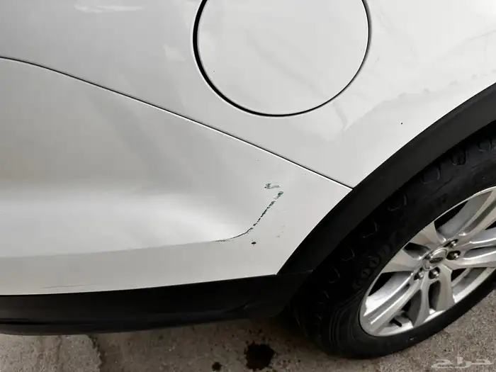 فورد إكسبلورر 2019   نص فل - 34 000 كيلو - بها حادث 15