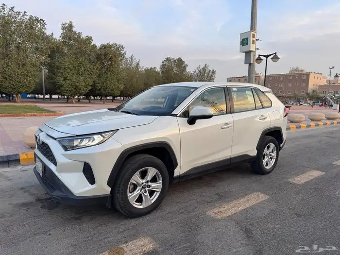 للبيع تويوتا راف فور عداد قليل 2021 1