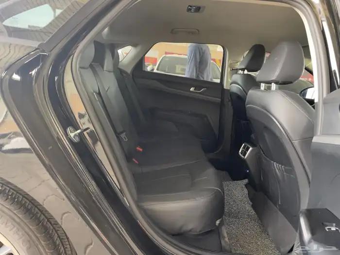 كيا كي 5 2022 قيادة ذاتية -رادار ( بنزين) 2.0L 26