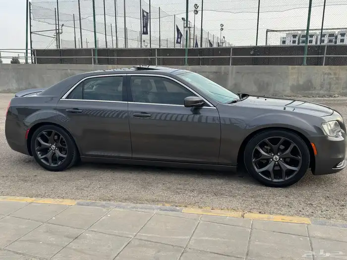 للبيع كرايسلر 2015 7