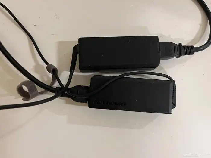 للبيع عدد (2) laptop computer Lenovo ThinkPad 13