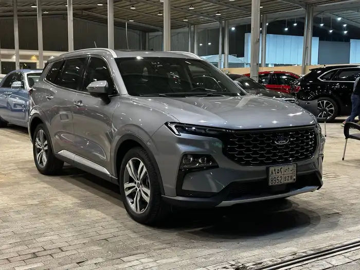 فورد تيريتوري تيتانيوم فل كامل سعودي العداد 21 الف فقط 2025 1