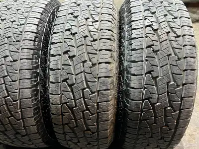 كفرات ريدستون ربع حجري مقاس 285 70 17 index