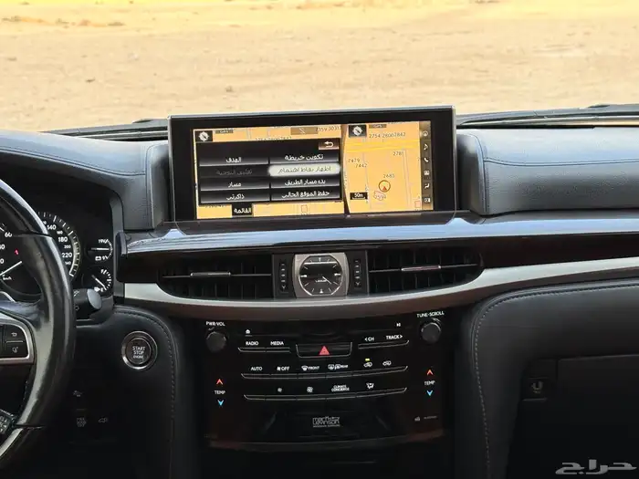 لكزس LX570 بلاك اكديشن بحالة الوكاله شرط 41