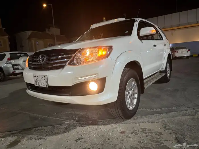 تويوتا فورتشنر موديل 2015 GXR 4 سلندر دبل 11