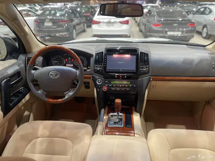 تويوتا لاندكروزر موديل 2013 10