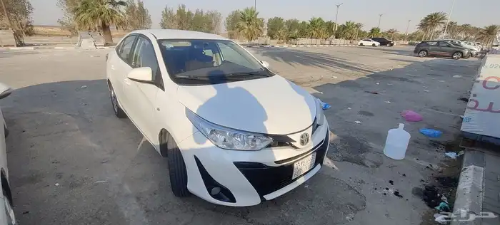 تويوتا يارس 2018 1