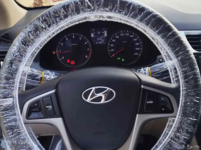 للبيع هيونداي أكسنت 2018 نظيفة ممشى قليل بالاحساء 9