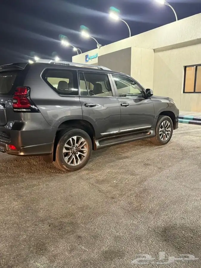 تويوتا برادو VX فل كامل 2023 16