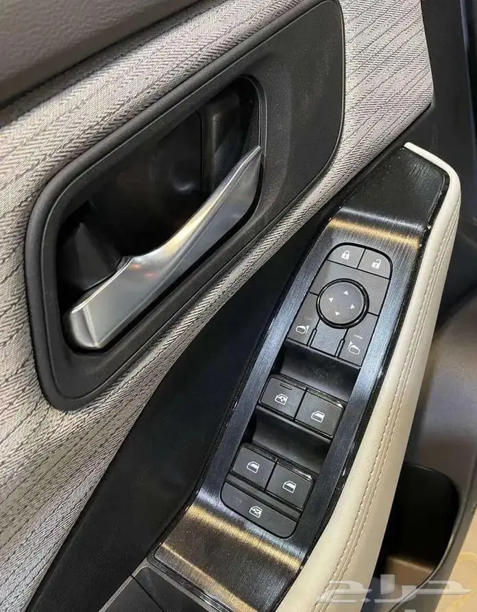 نيسان اكس تريل 5 مقاعد ستاندر دبل وبدون دبل 2026 اقسااط 4