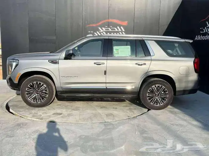 جي ام سي يوكن الفيشن 2025 2