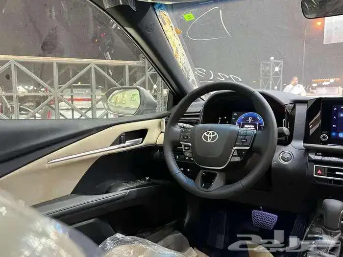 تويوتا كامري LE هايبرد 2025 ( كاش..وتقسيط جميع البنوك ) 9