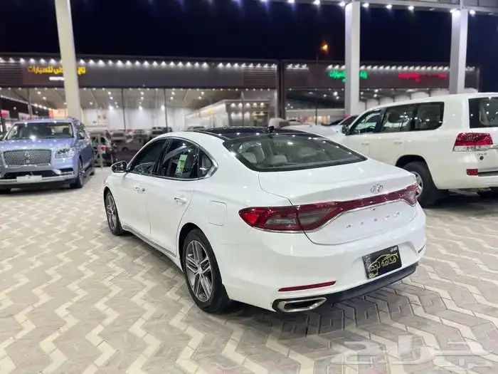 هيواندي ازيرا 2020 فل كامل سعودي ماشي 139 الف 3