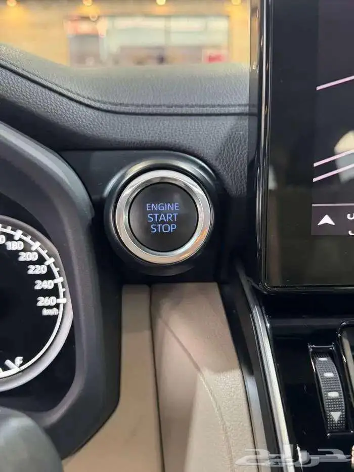 للبيع جيب لاندكروزر GXR-L2 سعودي 2023 ديزل ( عداد قليل ) 36