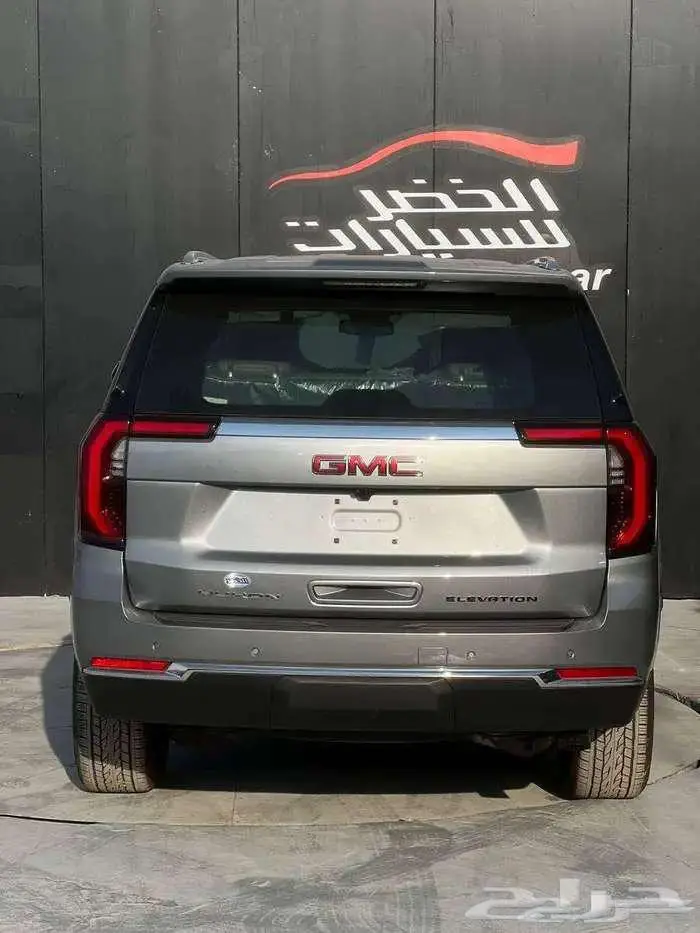 جي ام سي يوكن الفيشن 2025 20