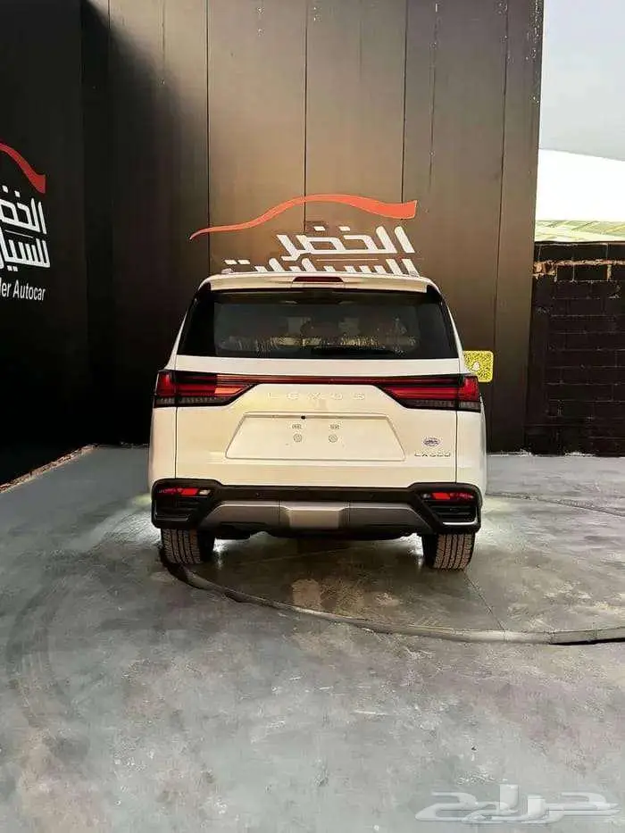 لكزس ال اكس 600 بي بي 2025 11