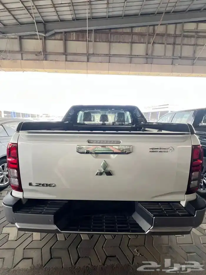 ميتسوبيشي غمارتين L200 2024 فل كامل GLS 9