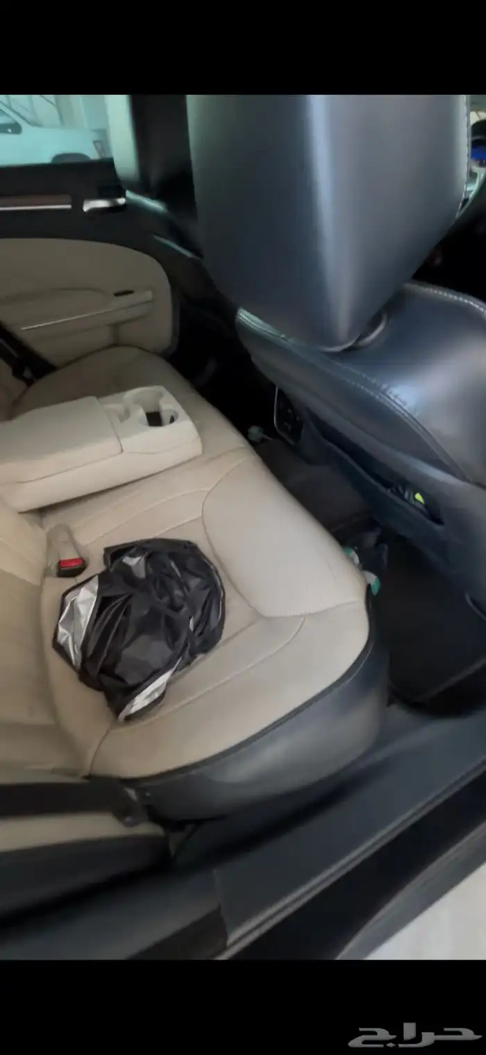 كرايسلر 2015 اكزكتيف V8 13