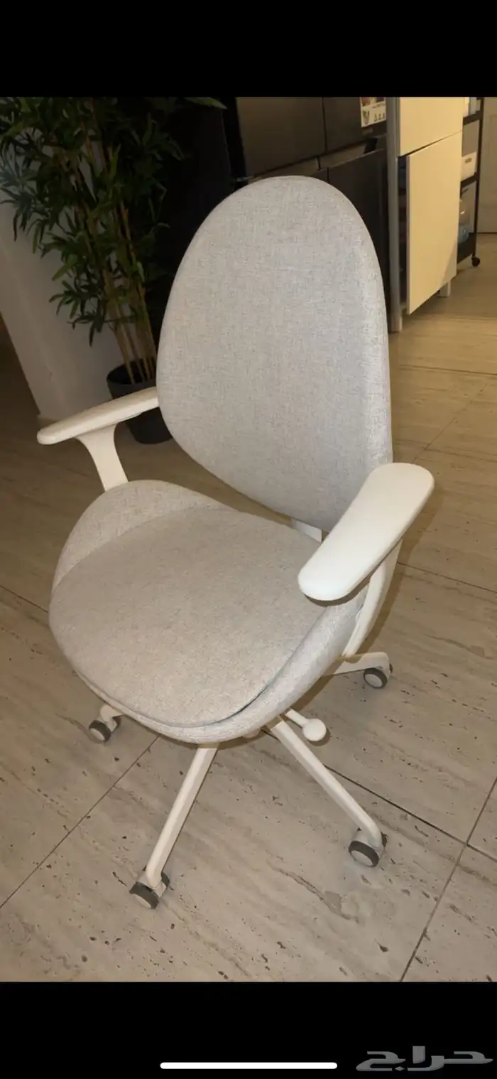 كرسي مكتب بعجلات من ايكيا 2