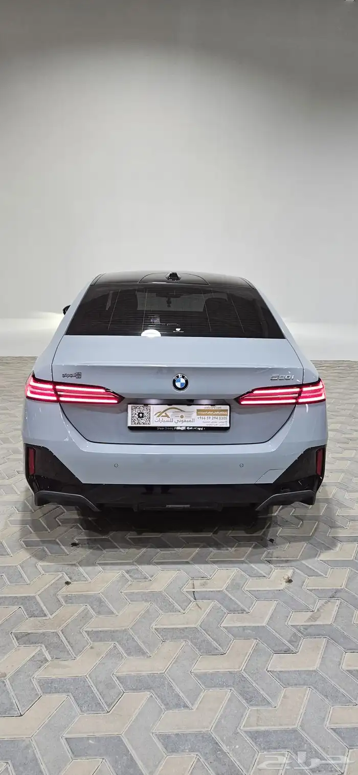 بي ام الفئة الخامسة 2024 M KIT لون اسمنتي 5