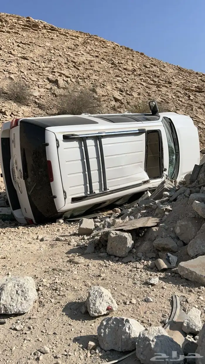 اكسبدشن 2014 فل كامل للبيع تشليح منقلب على جنبة الايمن 1