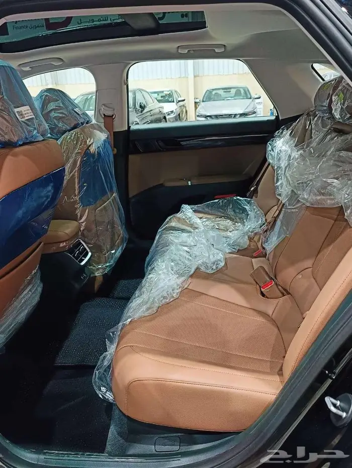 هيونداي ازيرا كلاسيك 2025 13