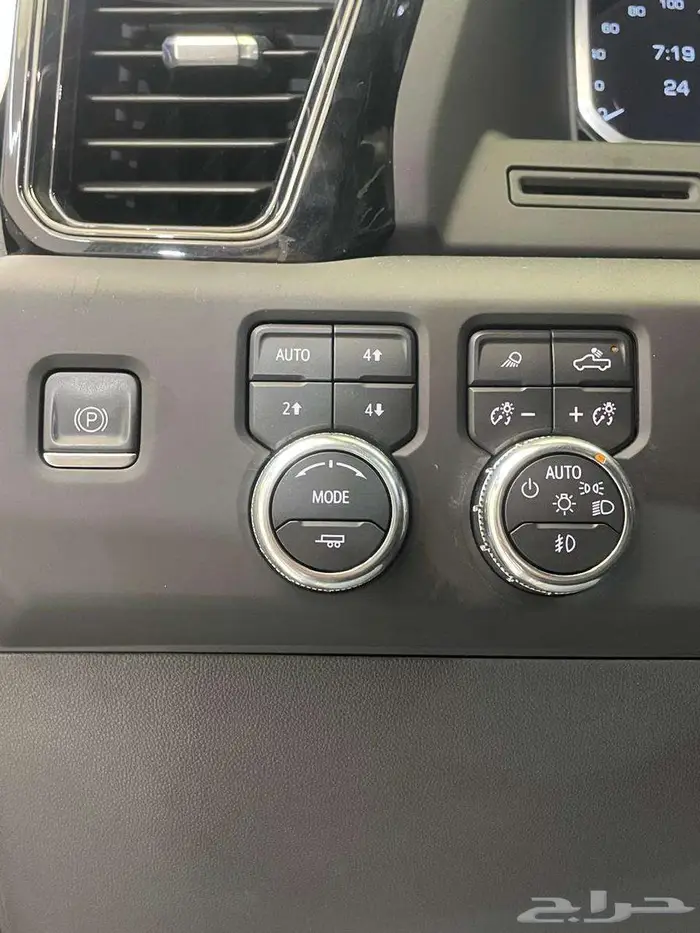 جي ام سي سييرا AT4 2022 11