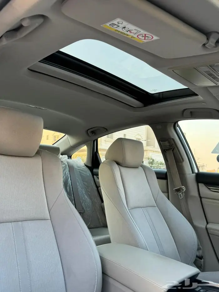 هوندا اكورد سبورت 2021 قمة في النظافة 32