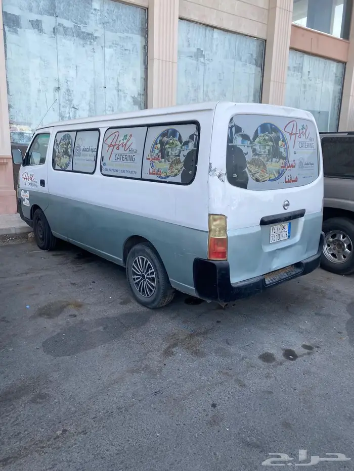 باص نيسان بنزين 2002 1