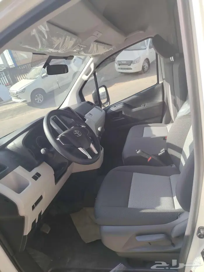 تويوتا باص هايس بضاعه 2026 بنزين 3.5 قير عادي سقف عالي-مرتفع 8